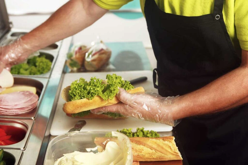 RESTAURANT & FOOD SERVICES